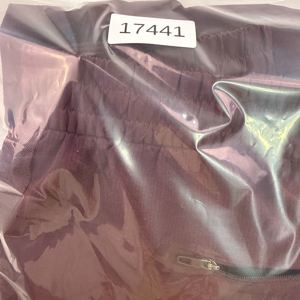 Lululemon License To Train Jogger Pants Mens XS Burgandy StretchAthletic LM5AEGS - Picture 10 of 10